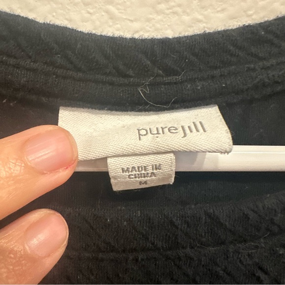 Pure Jill Black Long Sleeve‎ Top with Pockets Size Medium - Picture 4 of 5
